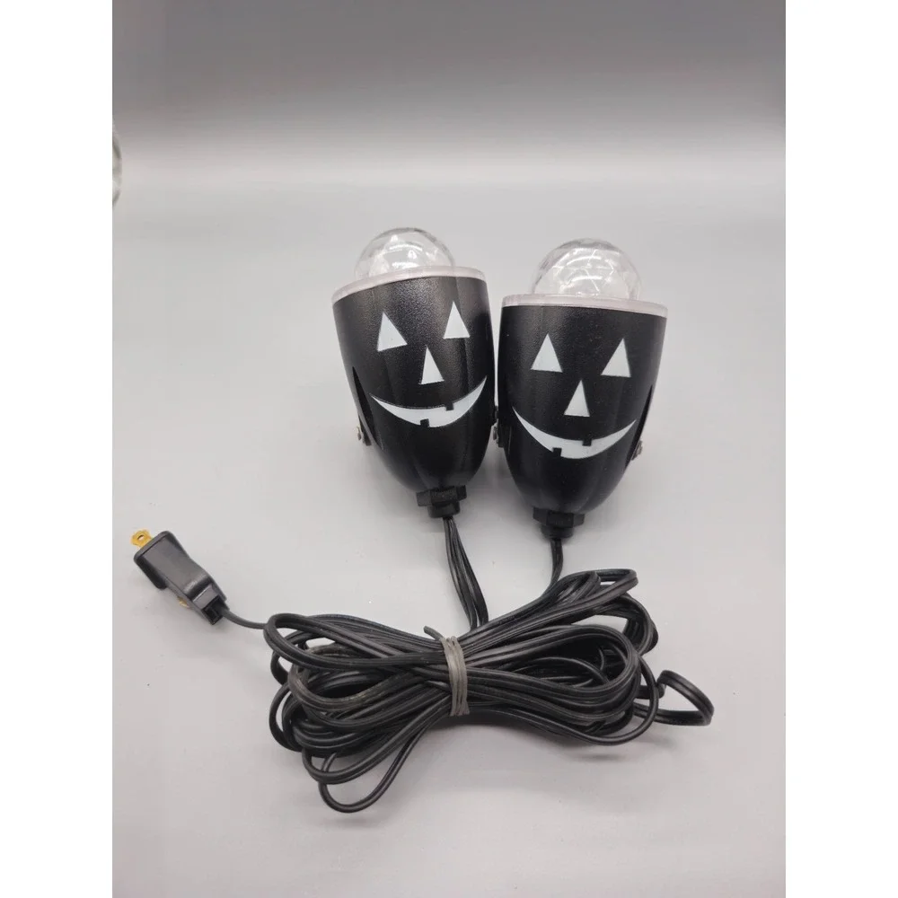 Halloween LED Show Green w/ Orange Spotlight Glow Indoor/Outdoor 1 Plug 2 Light